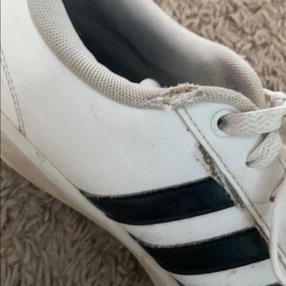 Adidas - Picture 2 of 4